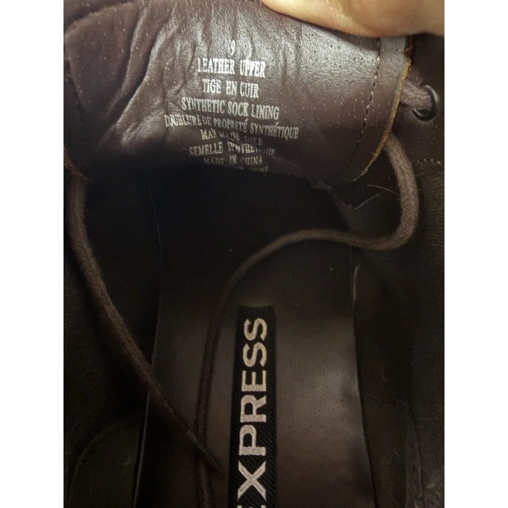 Express  Men's Leather Ankle Chukka Boots Shoes Size 9 Brown Excellent condition